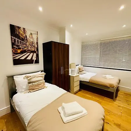 Lejlighed Riverside With Balcony