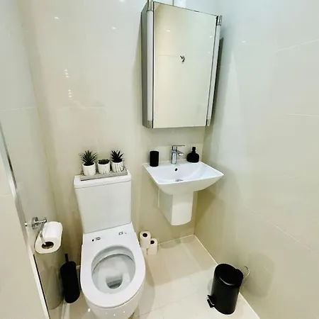 Apartmán Riverside With Balcony *