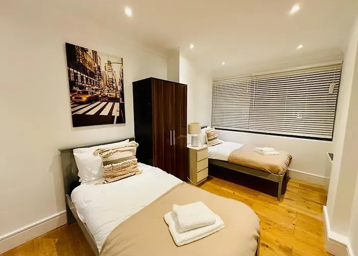 Daire Riverside With Balcony